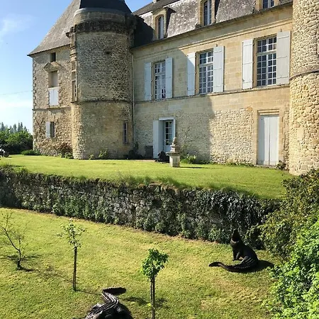 Bed and Breakfast La Chambre Bleue Du Chateau De Lescours A Saint-Emilion
